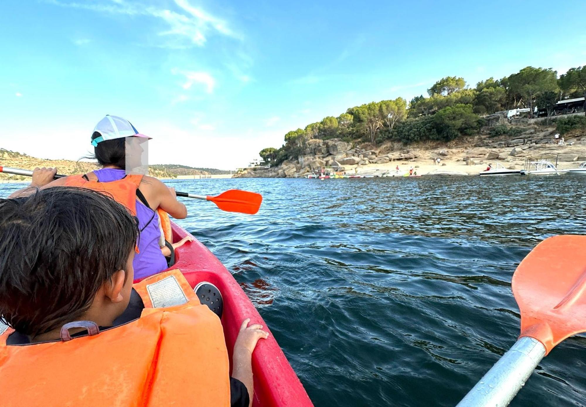 Hostal Myd Pantano Pelayos de la Presa エクステリア 写真